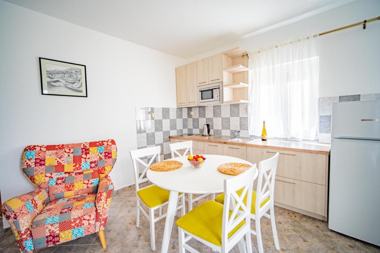 Apartments Novo Mulo Тиват Экстерьер фото