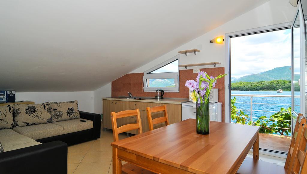 Apartments Novo Mulo Тиват Экстерьер фото
